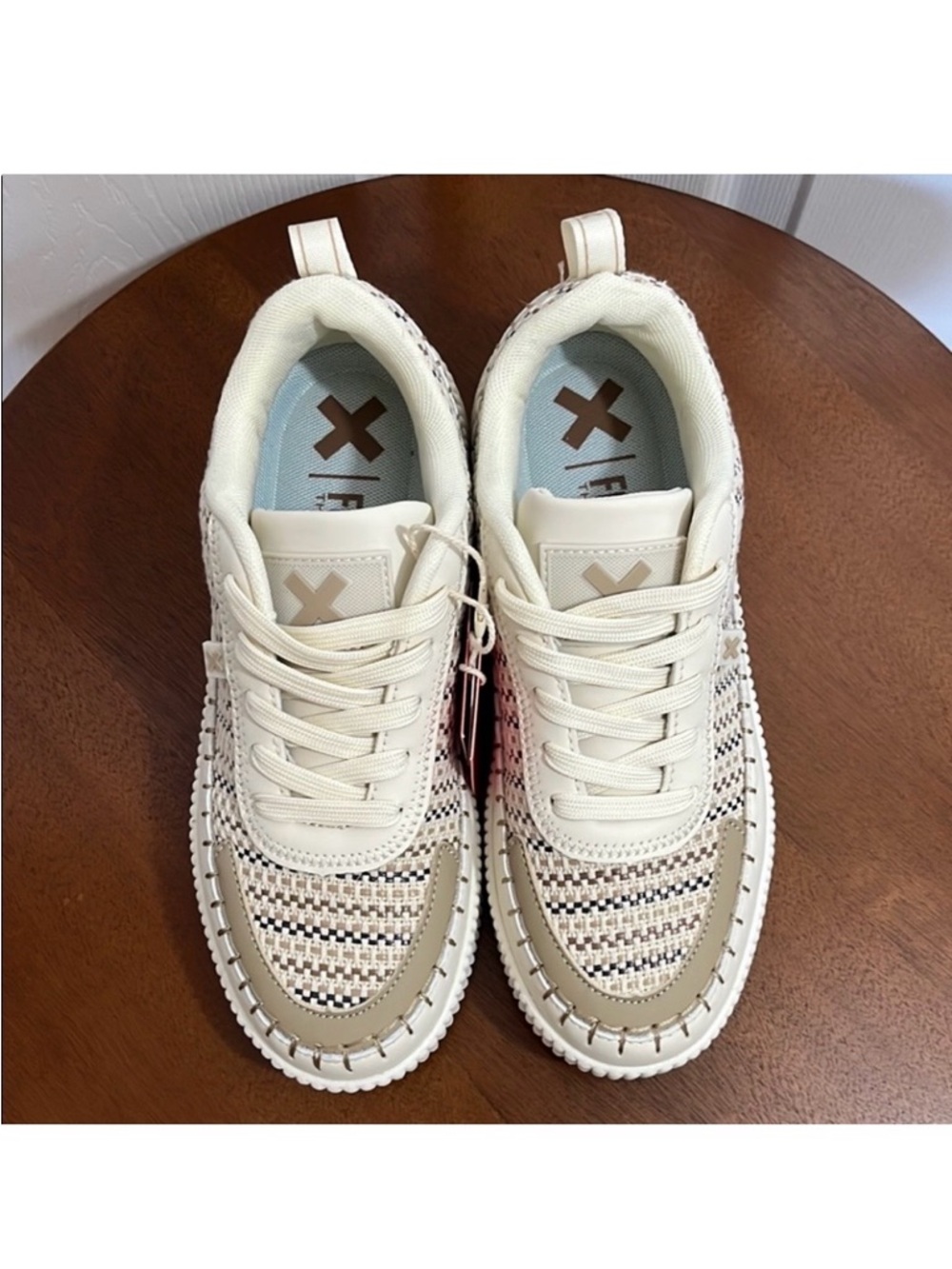 XTI Platform Sneakers, Women’s Size 6 Cream - Chunky Sole, Breathable - NWT - Picture 9 of 13